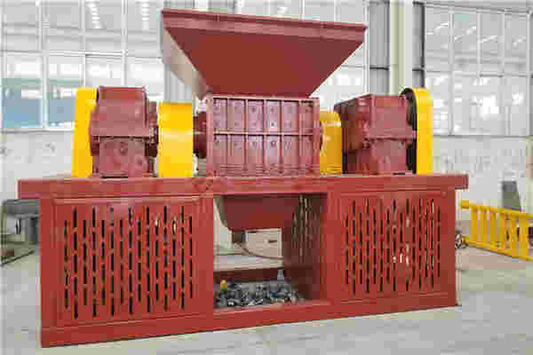 雙軸撕碎機處理電纜,節約資源,提高效益