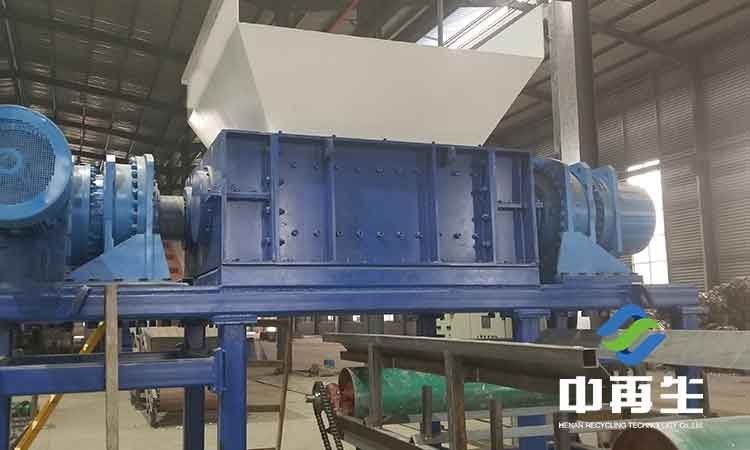 實(shí)現(xiàn)生活垃圾撕碎機(jī)在循環(huán)再生行業(yè)站穩(wěn)腳跟的法寶