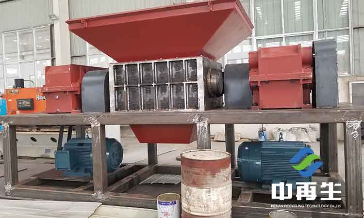 中國生活垃圾大多采用自然形成的混合收運和混合處置模式