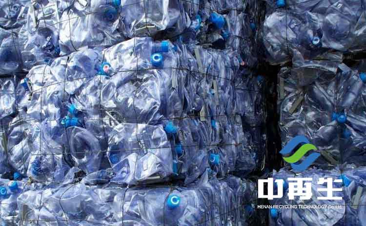 我國的廢舊塑料回收經(jīng)濟(jì)發(fā)展將要進(jìn)入一個轉(zhuǎn)折期,需要從“數(shù)量效益型”轉(zhuǎn)變?yōu)椤百|(zhì)量民生型”。