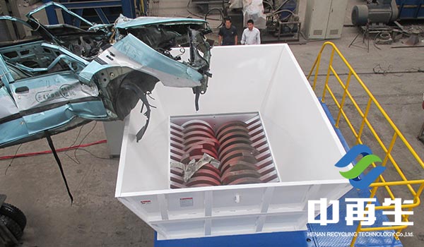 固廢撕碎機(jī)